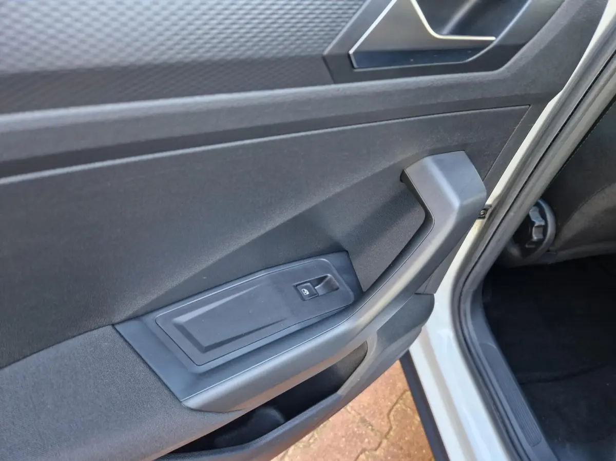1.0 TSI 12MND BOVAG|AIRCO|REGENSENSOR| ELEKTR. RAMEN|4X NWE ALLSEASON|REMMEN V+A NIEUW