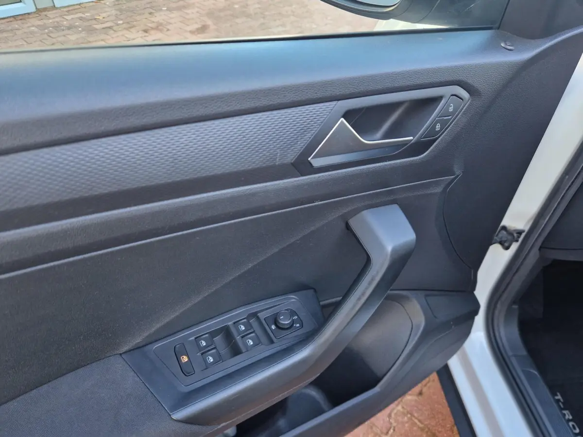 1.0 TSI 12MND BOVAG|AIRCO|REGENSENSOR| ELEKTR. RAMEN|4X NWE ALLSEASON|REMMEN V+A NIEUW