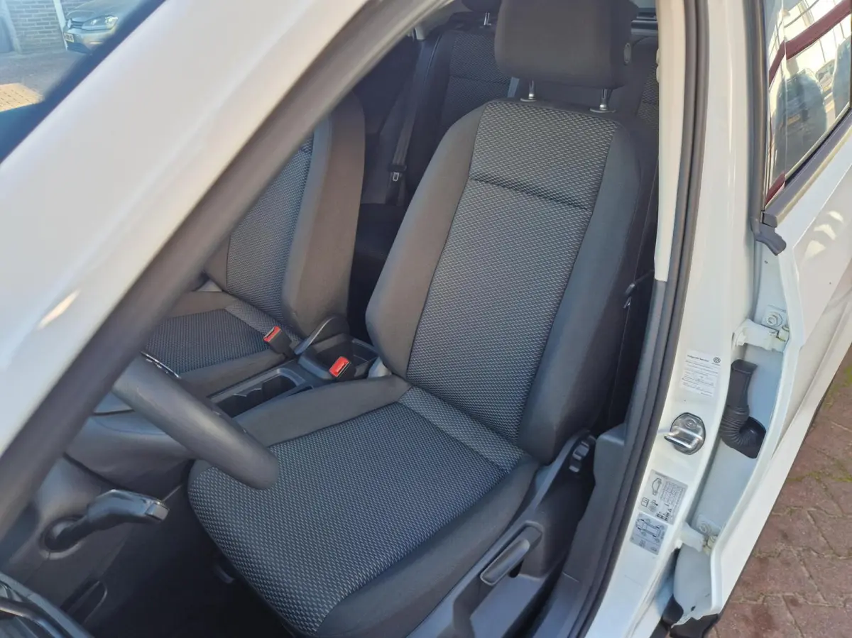 1.0 TSI 12MND BOVAG|AIRCO|REGENSENSOR| ELEKTR. RAMEN|4X NWE ALLSEASON|REMMEN V+A NIEUW