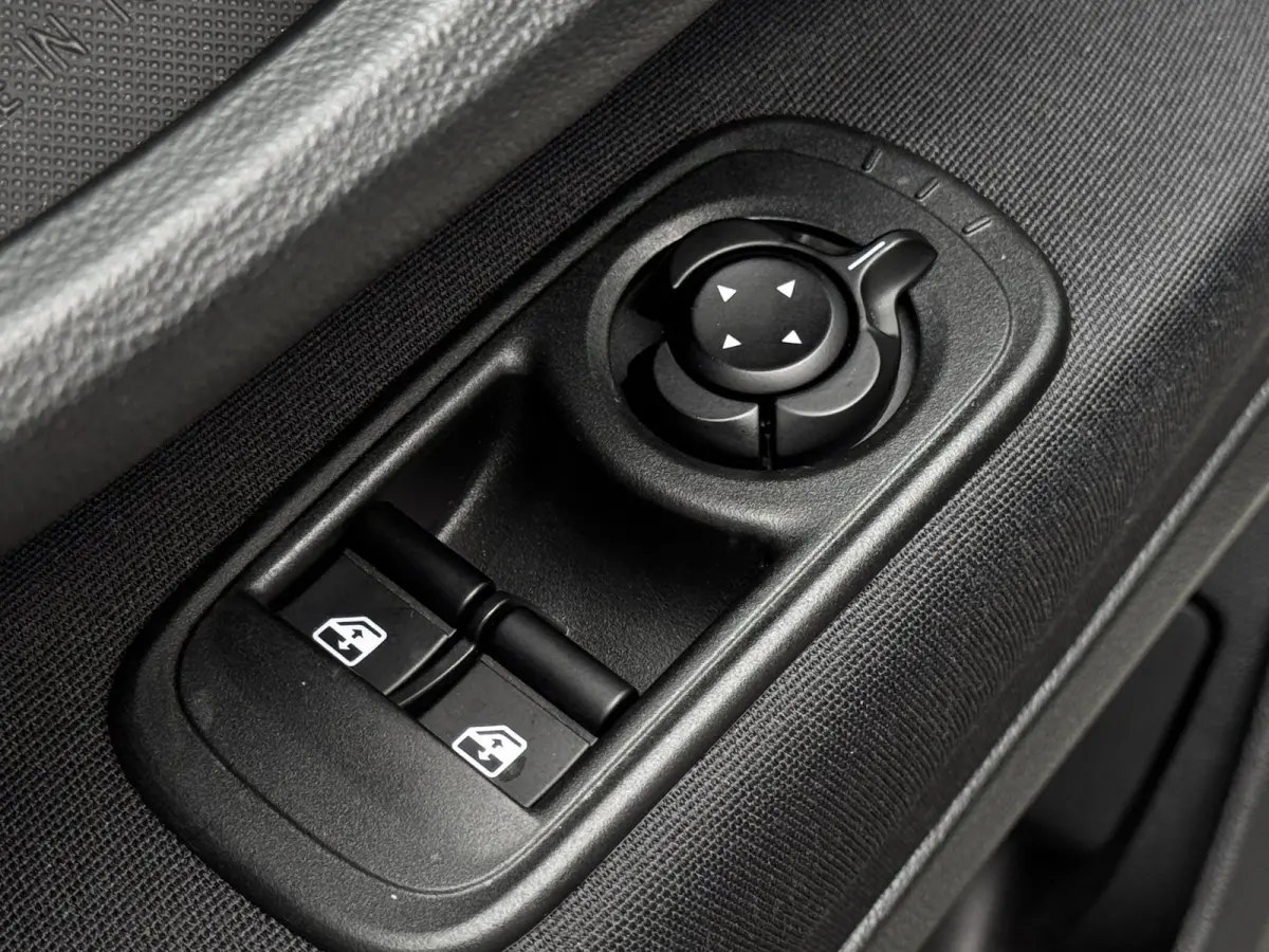 42 kWh | 95% SOH | Navigatie By App | Climate Control | Cruise control | DAB |