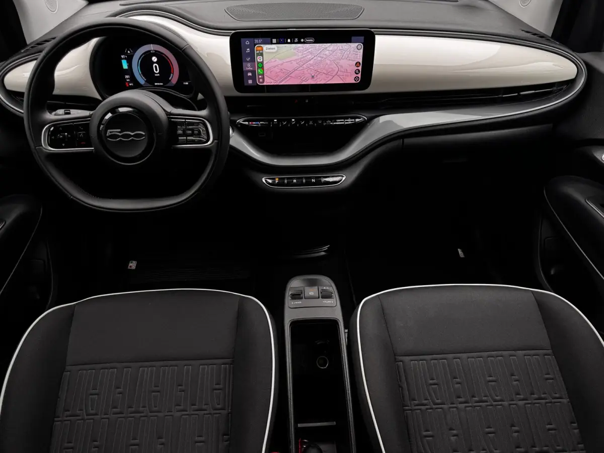42 kWh | 95% SOH | Navigatie By App | Climate Control | Cruise control | DAB |