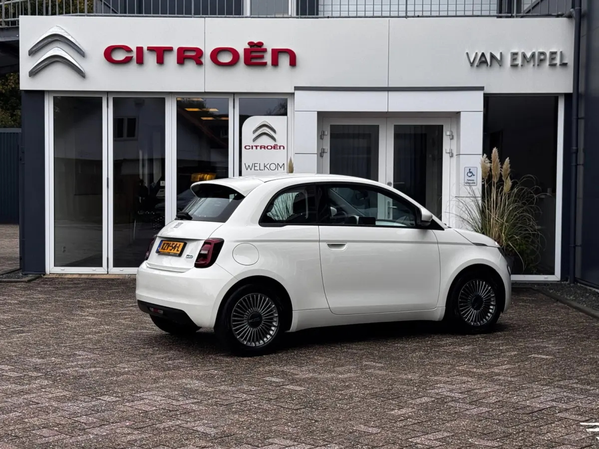 42 kWh | 95% SOH | Navigatie By App | Climate Control | Cruise control | DAB |