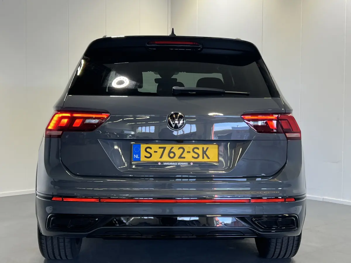 1.5 TSI R-Line Business+ | Navigatie/Android/Apple Carplay | LM Velgen 20" | Voorstoelen/Stuur Verwarmd | Cruise Control Adaptief | Airco | Matrix LED Koplampen |