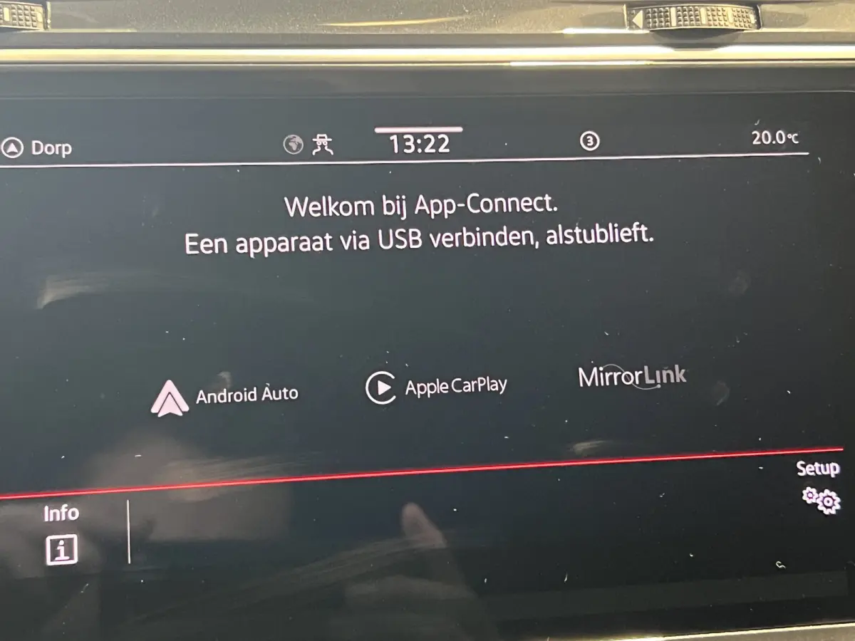 1.5 TSI R-Line Business+ | Navigatie/Android/Apple Carplay | LM Velgen 20" | Voorstoelen/Stuur Verwarmd | Cruise Control Adaptief | Airco | Matrix LED Koplampen |