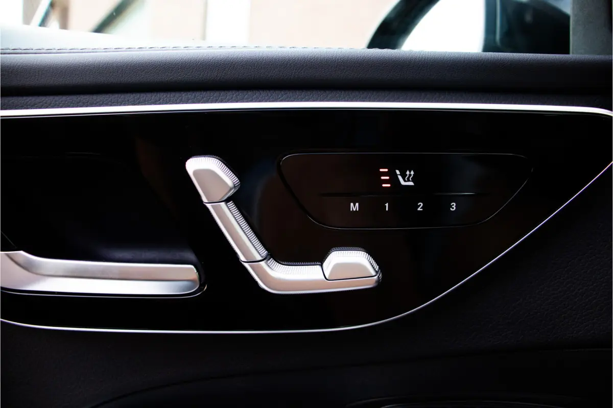 180 AMG Line, Origineel NL, 360 Camera, Memory, Augmented Reality, Leder, Keyless, Sfeerverlichting.