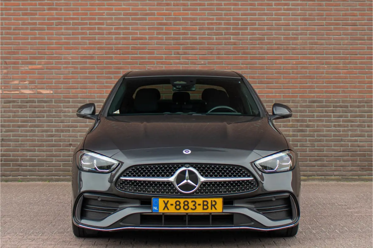 180 AMG Line, Origineel NL, 360 Camera, Memory, Augmented Reality, Leder, Keyless, Sfeerverlichting.
