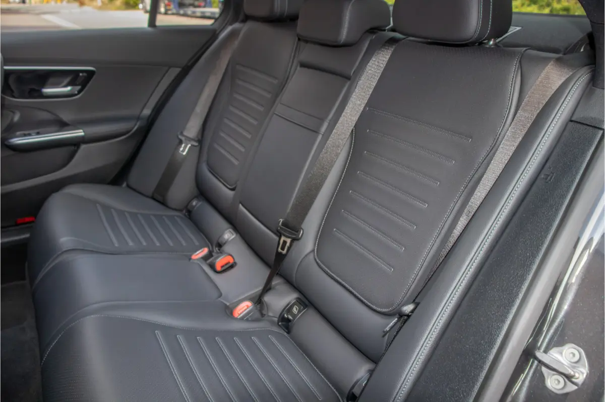 180 AMG Line, Origineel NL, 360 Camera, Memory, Augmented Reality, Leder, Keyless, Sfeerverlichting.