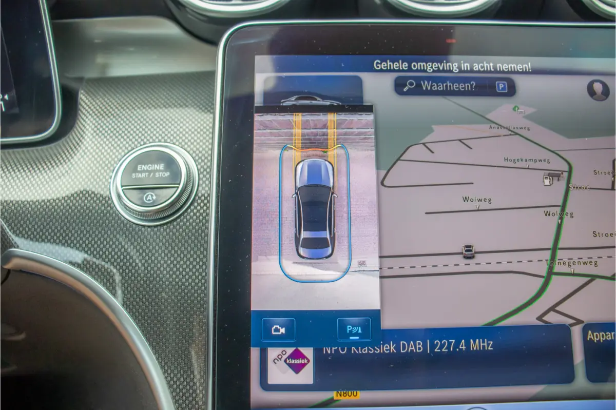 180 AMG Line, Origineel NL, 360 Camera, Memory, Augmented Reality, Leder, Keyless, Sfeerverlichting.