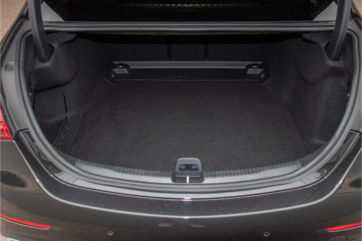 180 AMG Line, Origineel NL, 360 Camera, Memory, Augmented Reality, Leder, Keyless, Sfeerverlichting.
