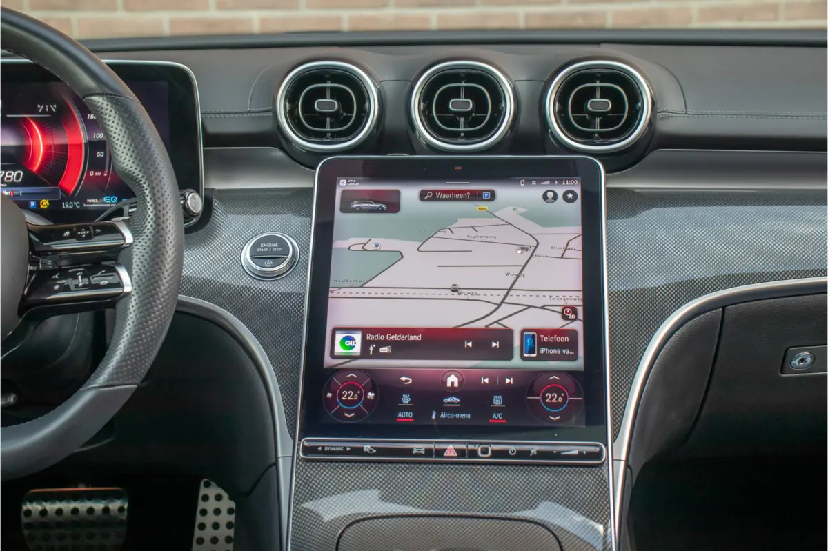 200 Launch Edition AMG Line, Origineel NL, Panoramadak, Trekhaak, Stoelverwarming, Carplay, Sfeerverlichting, Camera.