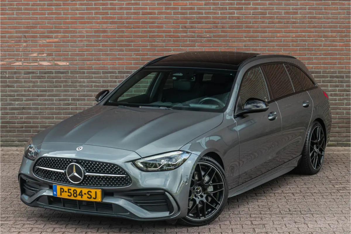 200 Launch Edition AMG Line, Origineel NL, Panoramadak, Trekhaak, Stoelverwarming, Carplay, Sfeerverlichting, Camera.