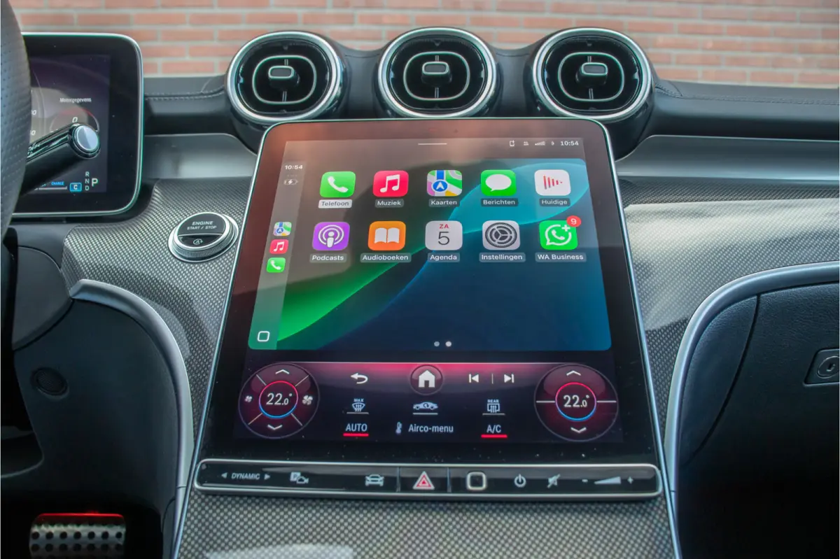 200 Launch Edition AMG Line, Origineel NL, Panoramadak, Trekhaak, Stoelverwarming, Carplay, Sfeerverlichting, Camera.