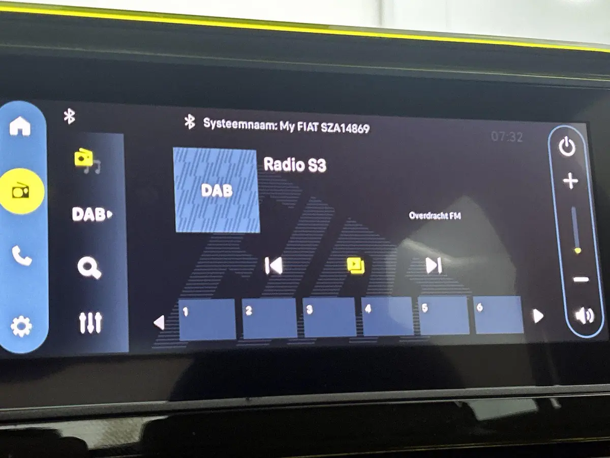 1.2 Hybrid ICON | Apple carplay & Android auto | Parkeersensoren | Bluetooth | Cruise control |