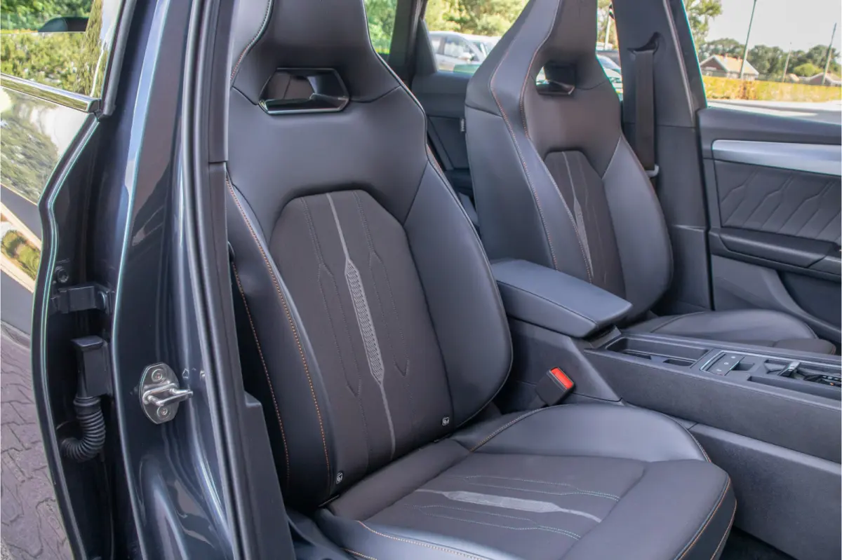1.4 e-Hybrid 245pk VZ, Panoramadak, Carplay, Stoel & Stuurverwarming, Camera, Adaptive Cruise, Keyless.