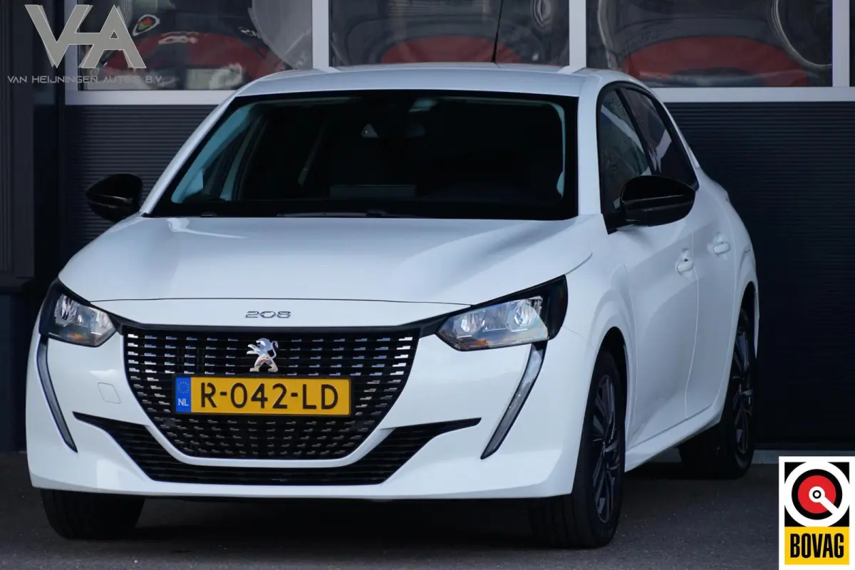 1.2 PureTech Allure Pack, NL, LED, CarPlay, cam.