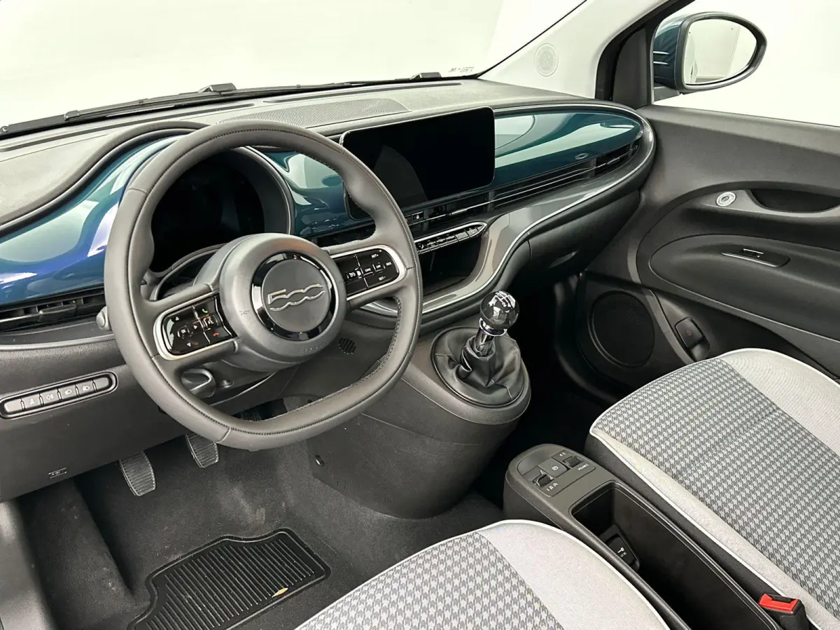 1.0 Hybrid Torino Launch Edition | DEMOVOORDEEL | Cruise Control | PDC | Apple Carplay/Android Auto | 2+6 JAAR GARANTIE |