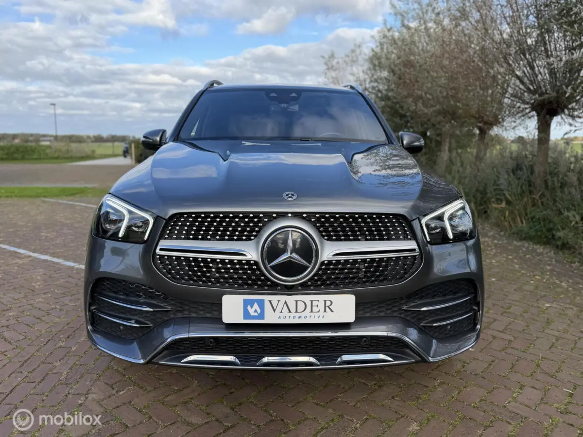 350 e 4MATIC AMG Airmatic Pano Burmester Trkh