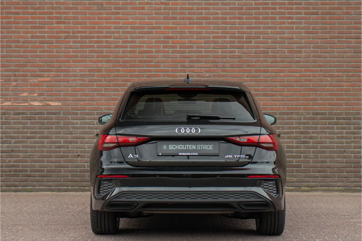 45 TFSI e 245pk S Line, Bang & Olufsen, Trekhaak, Stoelverwarming, Adaptive Cruise, PDC, Full LED.