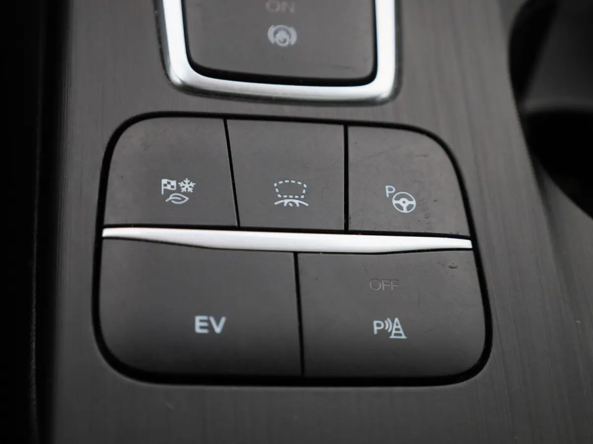 2.5 PHEV Vignale | TREKHAAK | MEMORY | Achteruitrijcamera | Adaptieve Cruise Control | LEDER | Panoramadak | WINTERPACK | Head-Up Display | VOL!