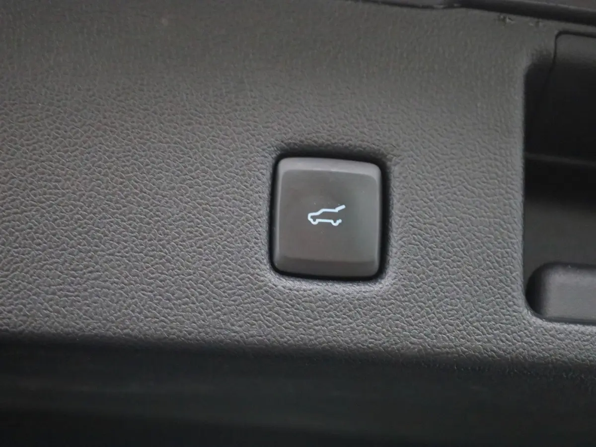 2.5 PHEV Vignale | TREKHAAK | MEMORY | Achteruitrijcamera | Adaptieve Cruise Control | LEDER | Panoramadak | WINTERPACK | Head-Up Display | VOL!