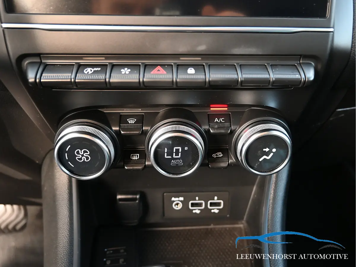 1.3 TCe 130 Intens, camera, navi, clima, cruise, pdc, trekhaak 1.500 kg, dealer auto