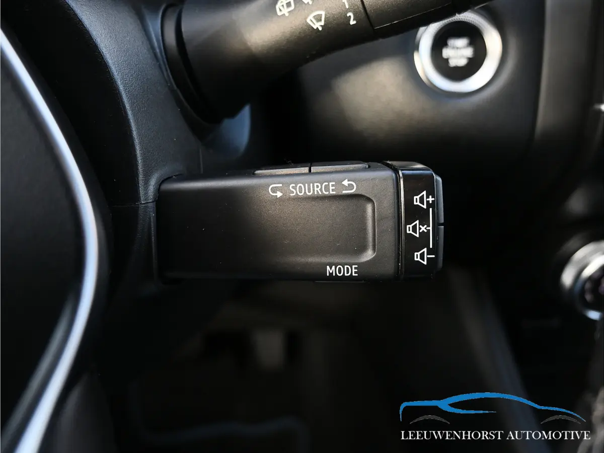1.3 TCe 130 Intens, camera, navi, clima, cruise, pdc, trekhaak 1.500 kg, dealer auto