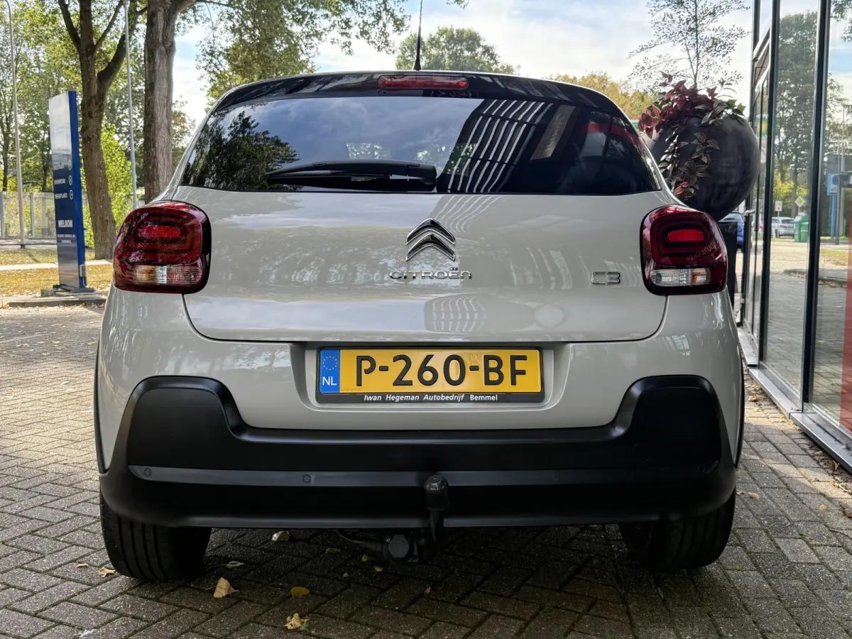 1.2 PureTech C-Series | Trekhaak | PDC | Climate control | Apple Carplay/Android Auto | LM Velgen |
