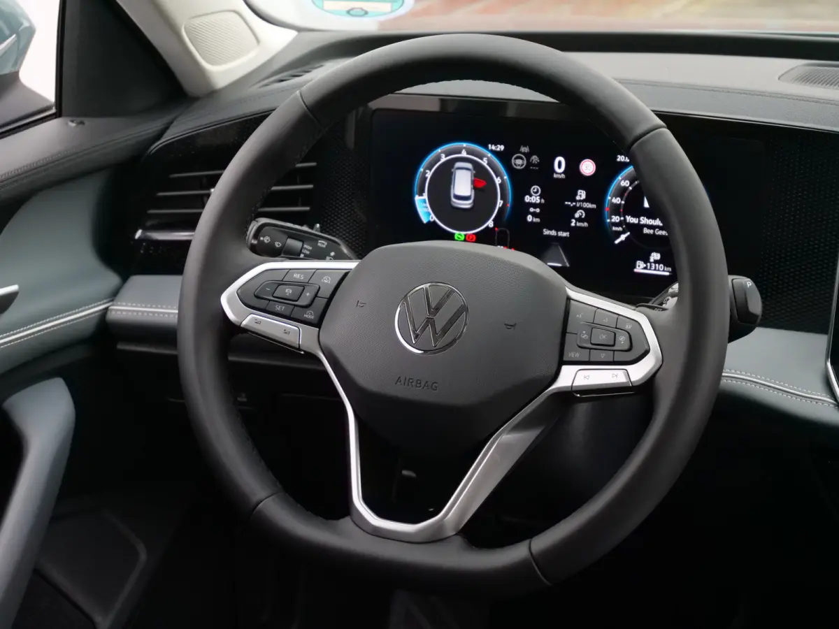 1.5 eTSI Edition 150 Pk Automaat Navigatie / DAB / Apple Carplay / 360 camera / Trekhaak / Parkeerassistent
