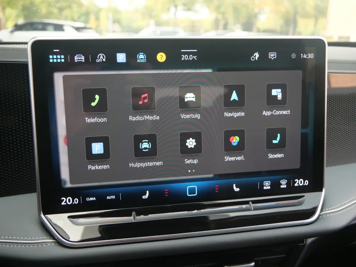 1.5 eTSI Edition 150 Pk Automaat Navigatie / DAB / Apple Carplay / 360 camera / Trekhaak / Parkeerassistent