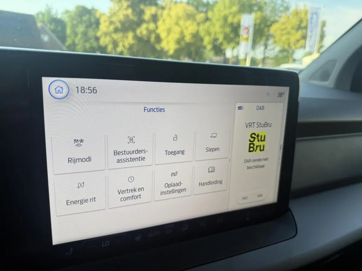 Cour. Limited 44 kWh STUUR+STOELVERW. *ALL-IN PRIJS*