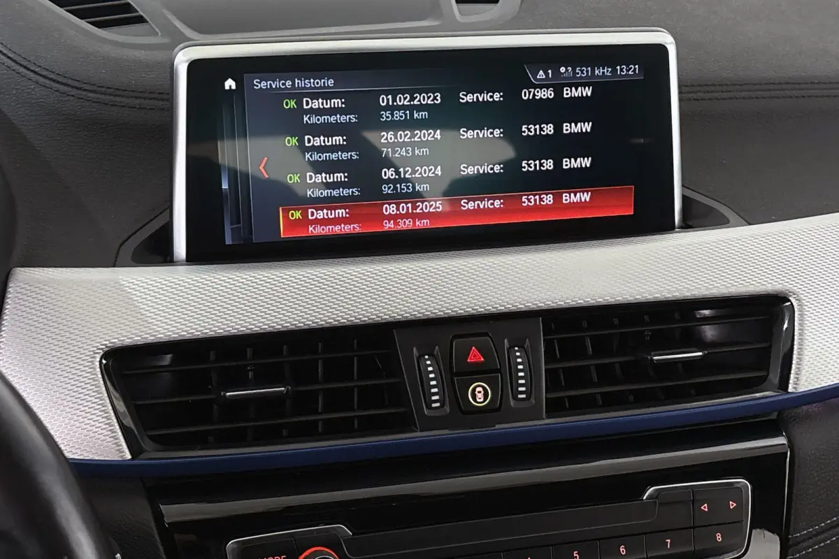 xDrive25e Executive M Sport Trekhaak Stoelverwarming Apple CarPlay