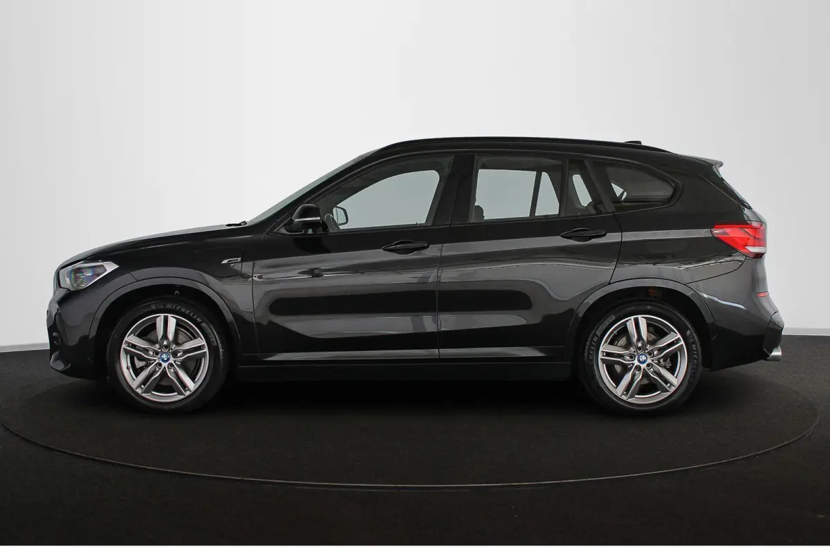 xDrive25e Executive M Sport Trekhaak Stoelverwarming Apple CarPlay
