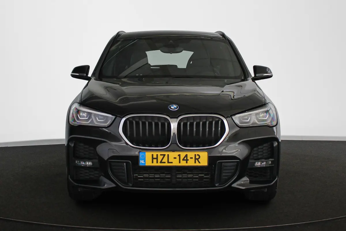xDrive25e Executive M Sport Trekhaak Stoelverwarming Apple CarPlay