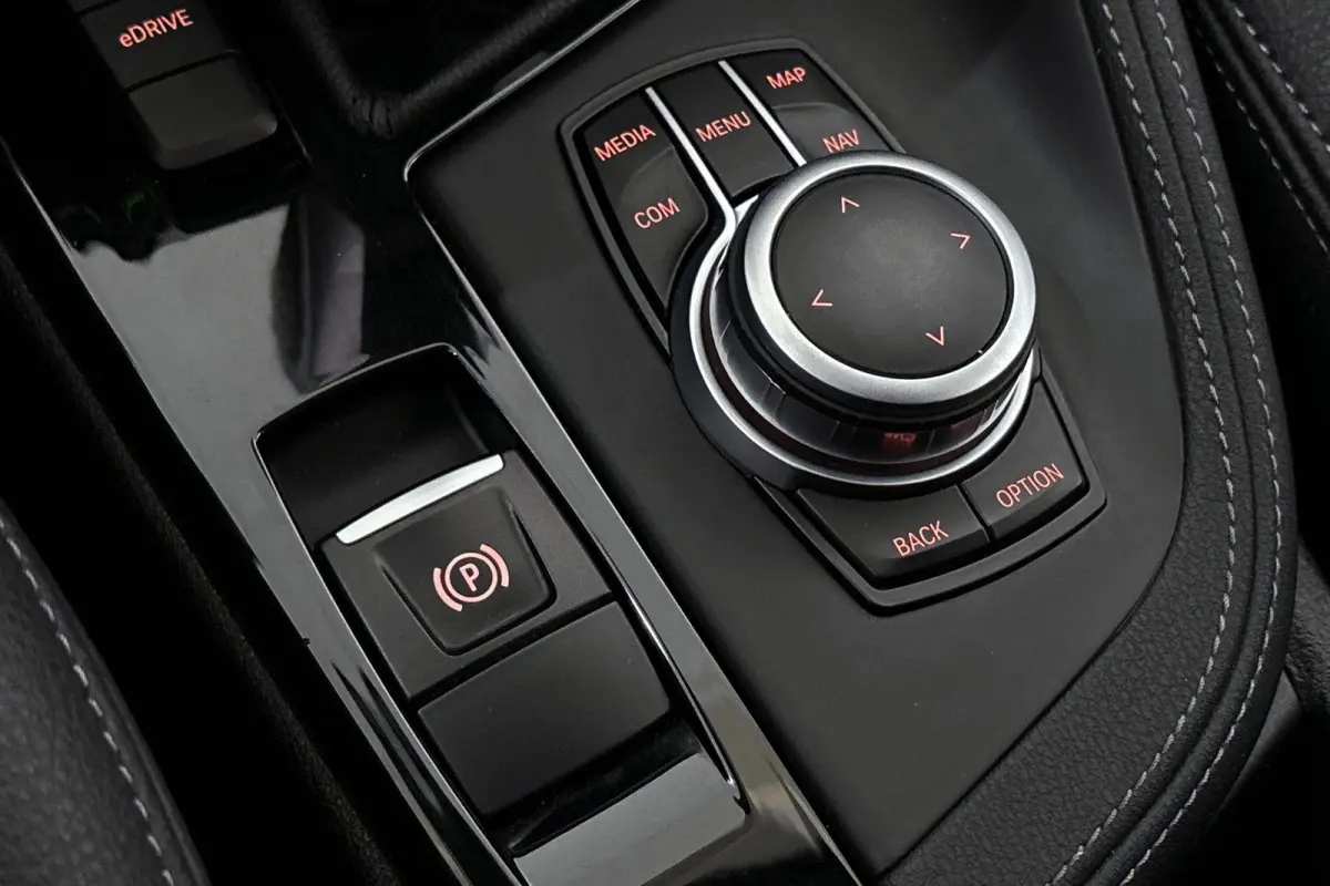 xDrive25e Executive M Sport Trekhaak Stoelverwarming Apple CarPlay