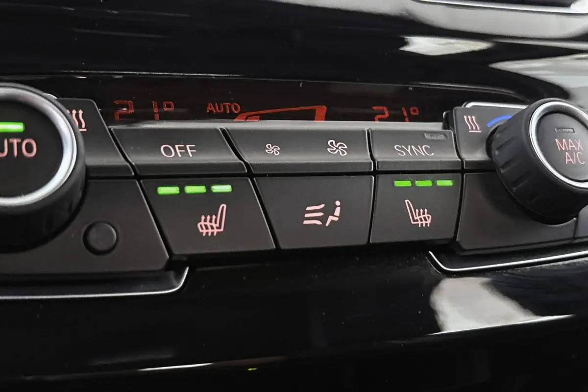 xDrive25e Executive M Sport Trekhaak Stoelverwarming Apple CarPlay