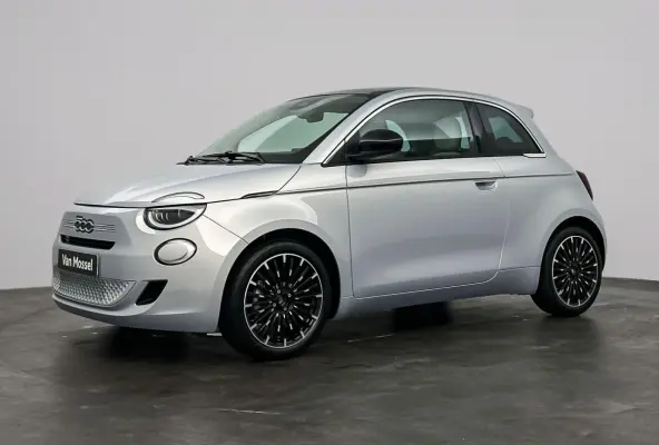 1.0 Hybrid La Prima | Applecarplay&Androidauto | Camera | Navigatie | Stoelverwarming | Panoramadak | Keyless | 2+6 jaar garantie |