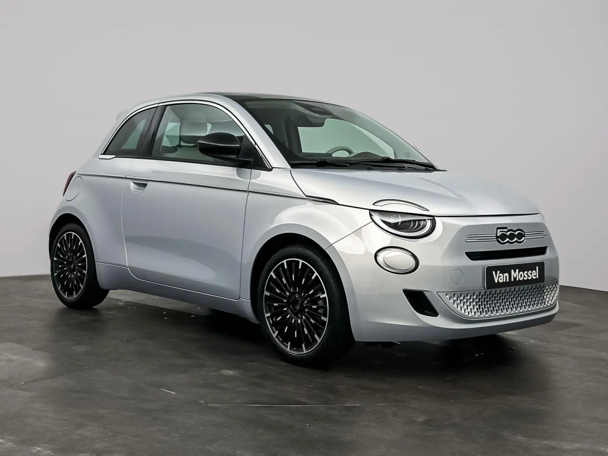 1.0 Hybrid La Prima | Applecarplay&Androidauto | Camera | Navigatie | Stoelverwarming | Panoramadak | Keyless | 2+6 jaar garantie |