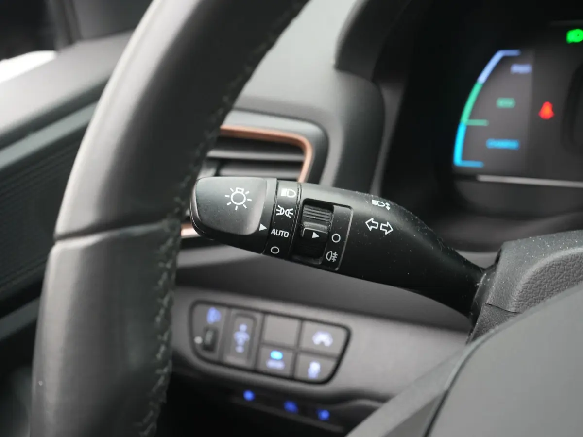 Comfort EV | Achteruitrijcamera | Navigatie | DAB+ | ACC | Lane Assist |