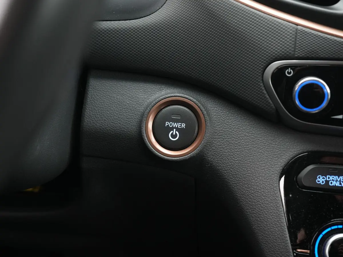 Comfort EV | Achteruitrijcamera | Navigatie | DAB+ | ACC | Lane Assist |