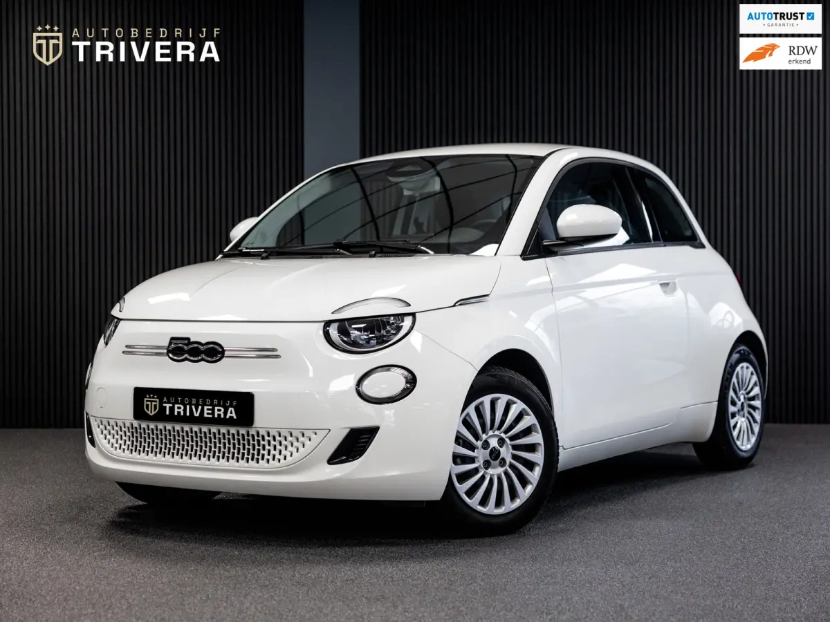 Urban 24 kWh l SoH 93% l AUT.l Keyless l Virtueel cockpit l BTW auto l 1ste. eig. l Dealer onderhouden l ALS NIEUW