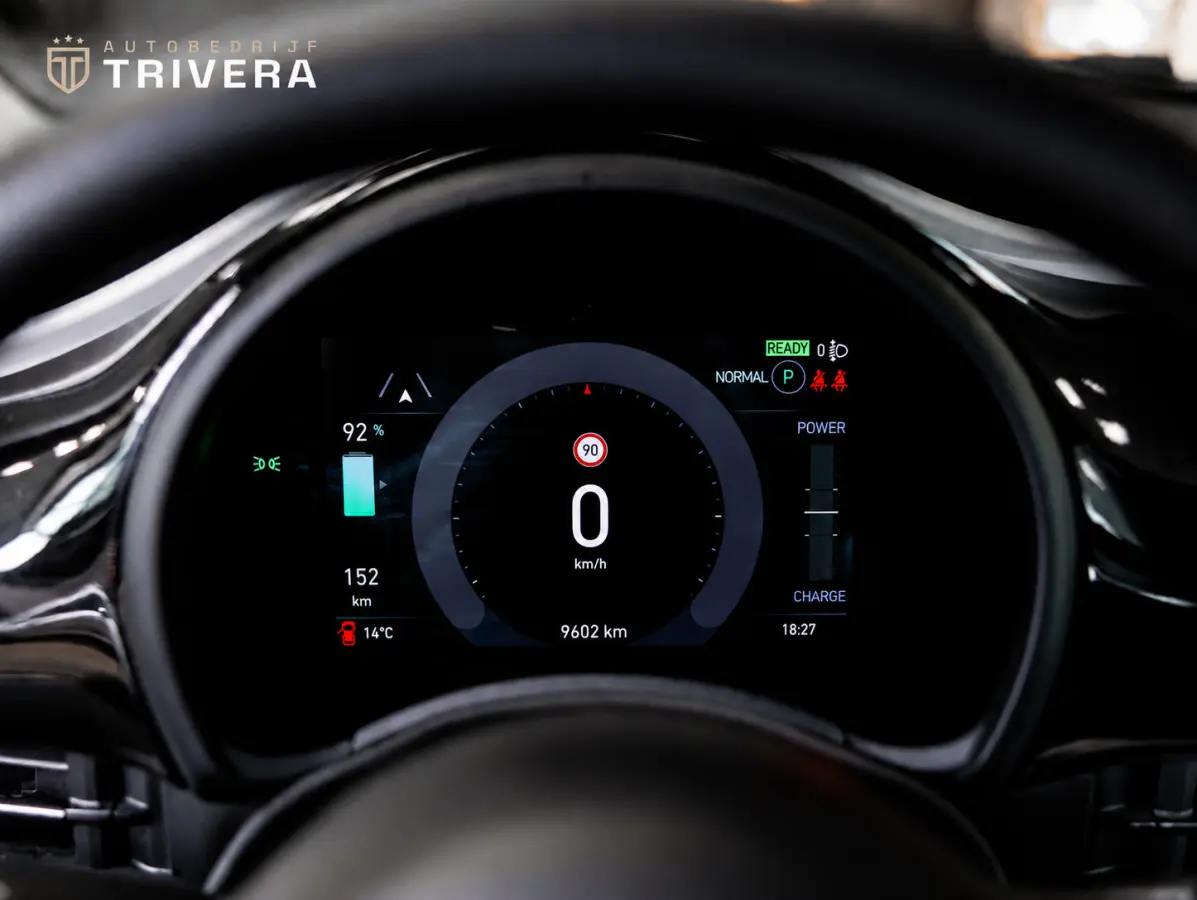 Urban 24 kWh l SoH 93% l AUT.l Keyless l Virtueel cockpit l BTW auto l 1ste. eig. l Dealer onderhouden l ALS NIEUW