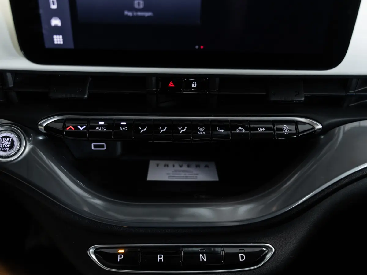 Urban 24 kWh l SoH 93% l AUT.l Keyless l Virtueel cockpit l BTW auto l 1ste. eig. l Dealer onderhouden l ALS NIEUW