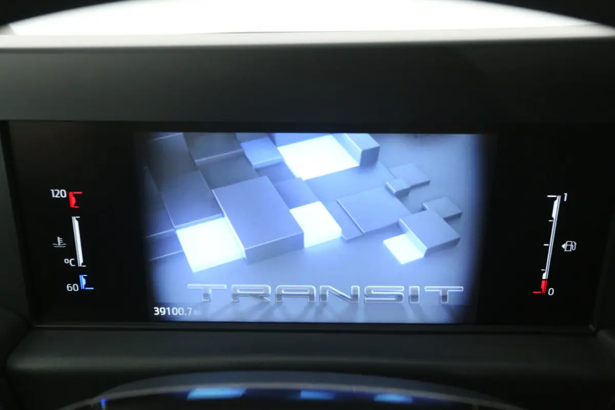 2.0 TDCI L1H1 | Airco | Cruise | Camera | Carplay | 3 Zits | Virtual | Parkeersens. | LED