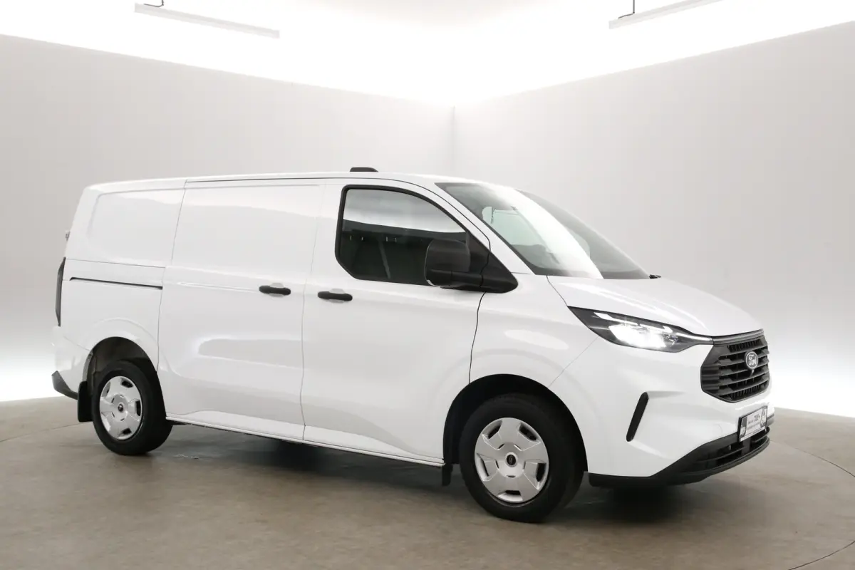 2.0 TDCI L1H1 | Airco | Cruise | Camera | Carplay | 3 Zits | Virtual | Parkeersens. | LED