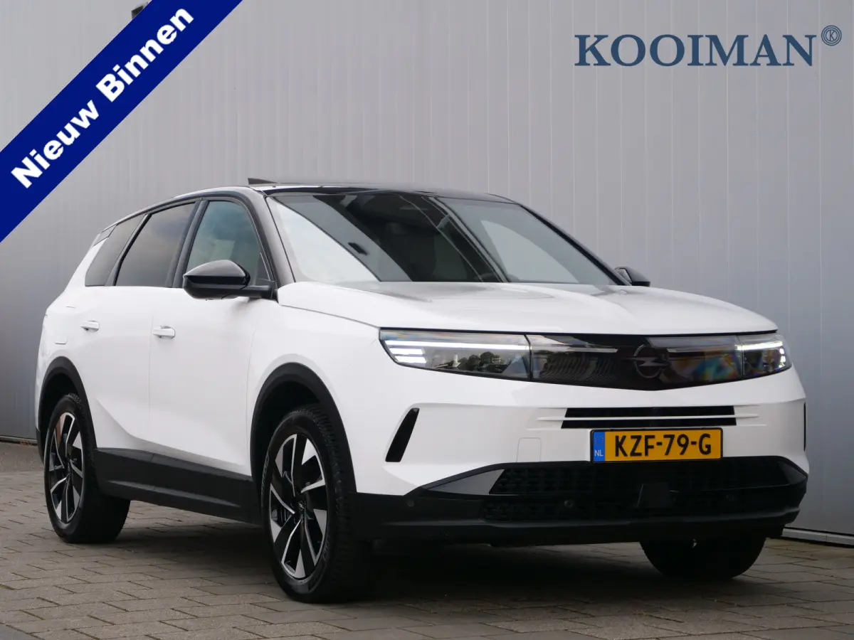 1.2 Turbo Hybrid GS 145 Pk Automaat Navigatie / DAB / Apple Carplay / Pano-dak / Winterpack
