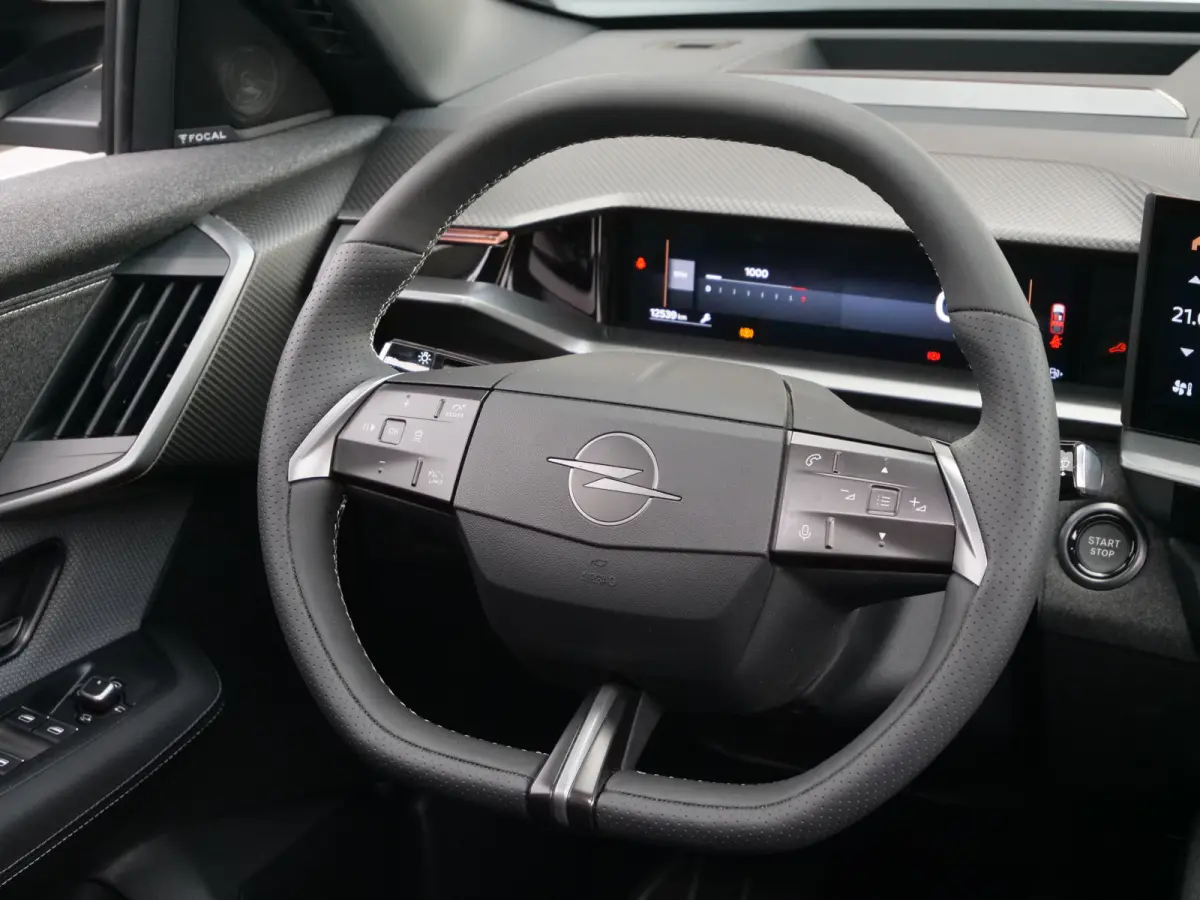 1.2 Turbo Hybrid GS 145 Pk Automaat Navigatie / DAB / Apple Carplay / Pano-dak / Winterpack