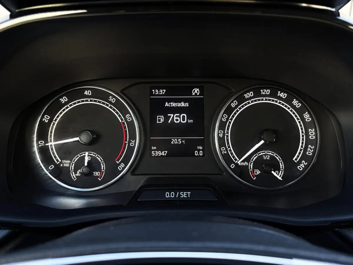 1.0 TSI 95pk Ambition Trekhaak | App Connect | Cruise Control |DAB+