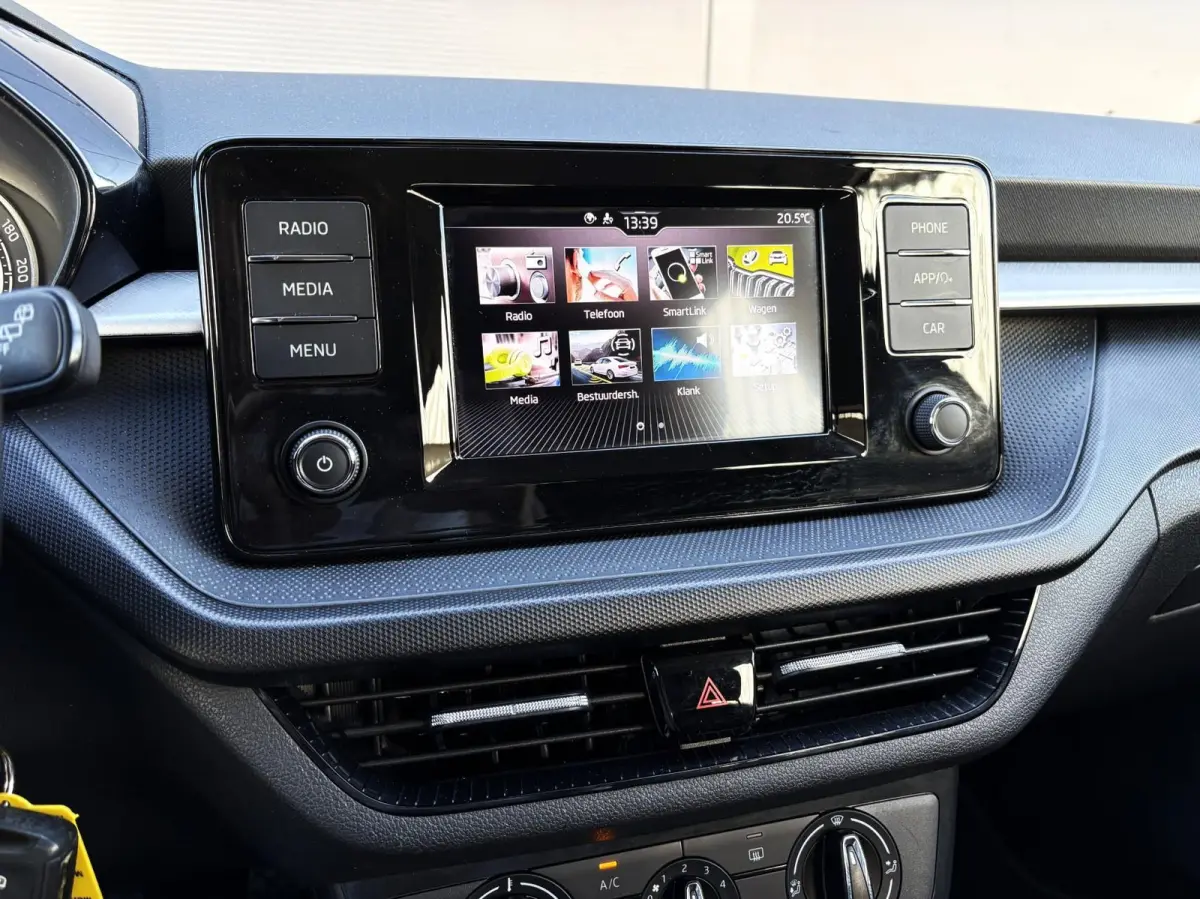 1.0 TSI 95pk Ambition Trekhaak | App Connect | Cruise Control |DAB+