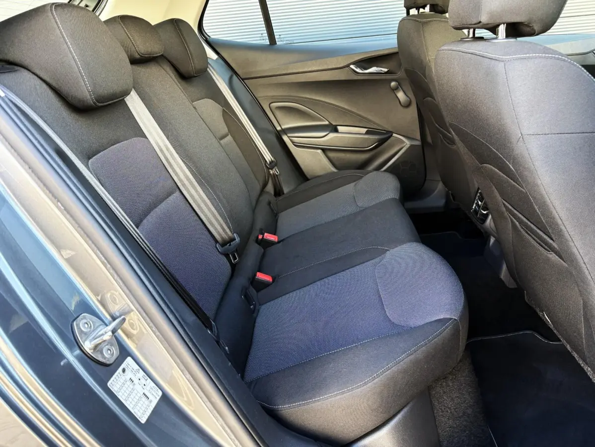 1.0 TSI 95pk Ambition Trekhaak | App Connect | Cruise Control |DAB+