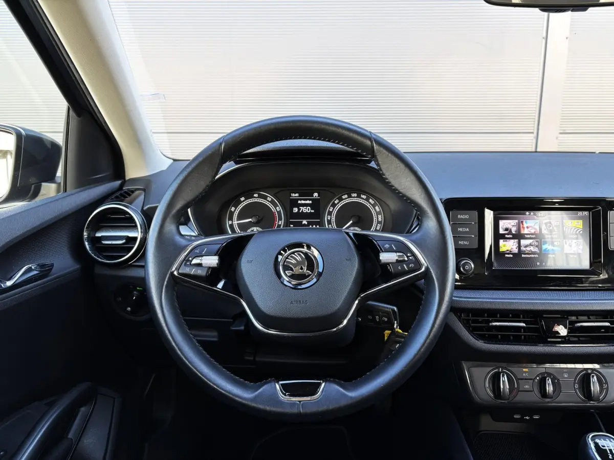1.0 TSI 95pk Ambition Trekhaak | App Connect | Cruise Control |DAB+